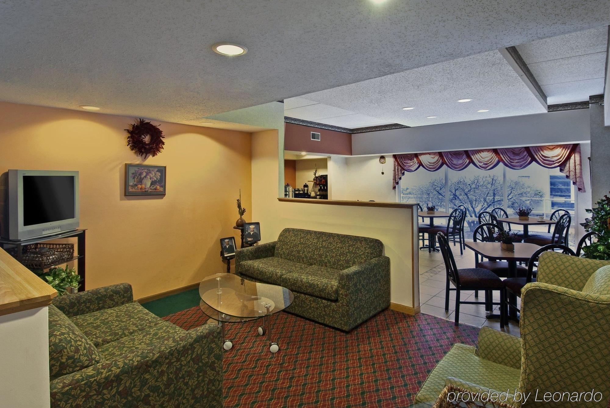 Americas Best Value Inn Waukegan Interior photo